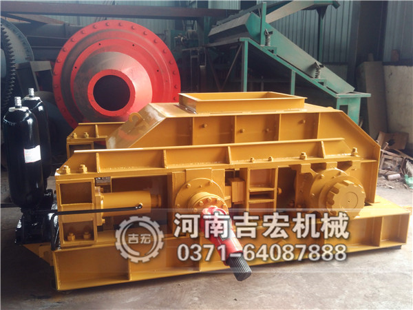 河卵石制砂可以用—對輥制砂機“一次成型占地面小”！