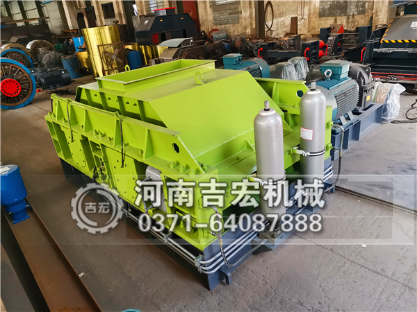 人工砂對(duì)輥制砂機(jī)