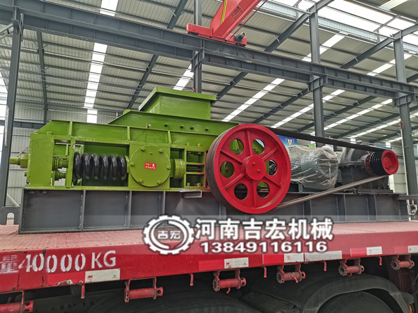 煤炭/焦炭/生石灰破碎專家！雙齒輥機出料規整,成塊率高！